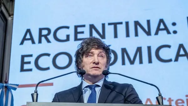 ¿Cuándo asume Javier Milei la presidencia de Argentina?dfd
