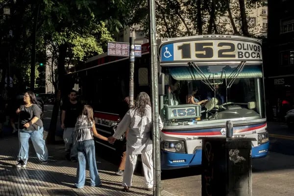 El transporte público aumento más del 400% en promedio desde diciembre del 2023 Photographer: Erica Canepa/Bloomberg