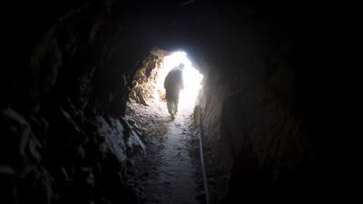 Mineras chinas buscan acceder a vastas reservas de litio afganasdfd