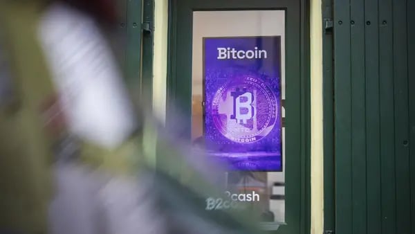 Precio del bitcoin alcanza su nivel más alto desde diciembre de 2021 dfd