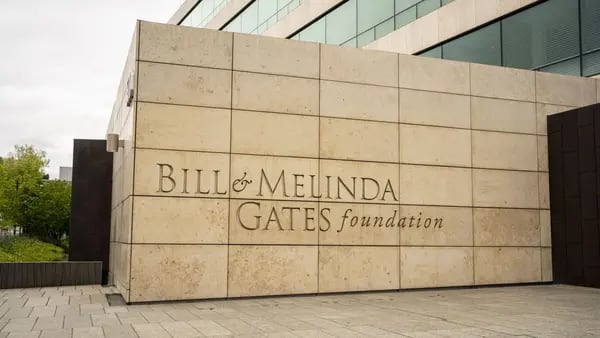 Bill y Melinda French Gates separan promesas filantrópicas tras divorciodfd