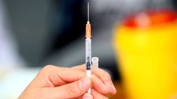 Pekín implementa primera exigencia de vacunación contra el Covid-19 en Chinadfd