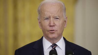 Biden chama Putin de ‘ditador’ e diz que ‘vai pagar caro’ por agressão à Ucrâniadfd