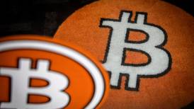 Bitcoin reage após testar patamar de US$ 40 mil no final de semana