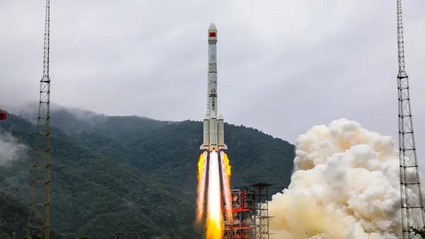 China y Rusia disfrazan satélites que podrían generar ataques a EE.UU.dfd
