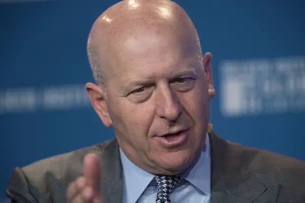 David Solomon, CEO do Goldman Sachs, vê risco de recessão e inflação ‘punitiva’