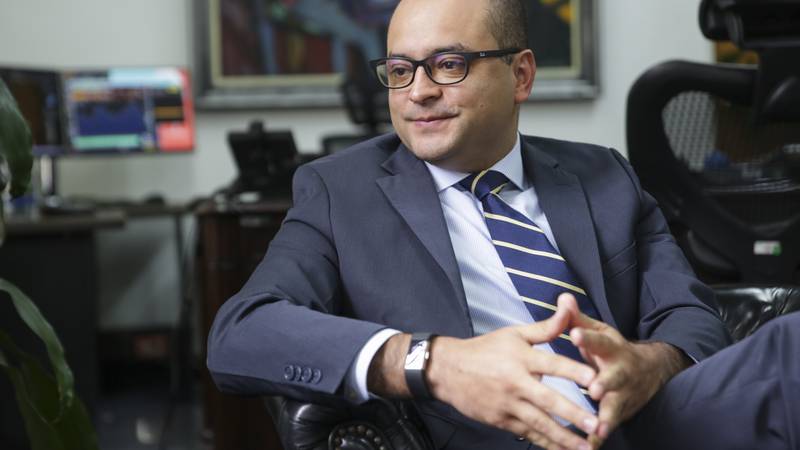 Colombia prueba mercado de deuda tras perder grado de inversión