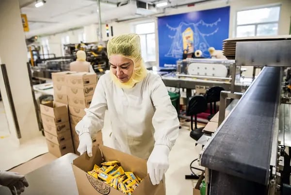 fábrica da Nestlé na Ucrânia