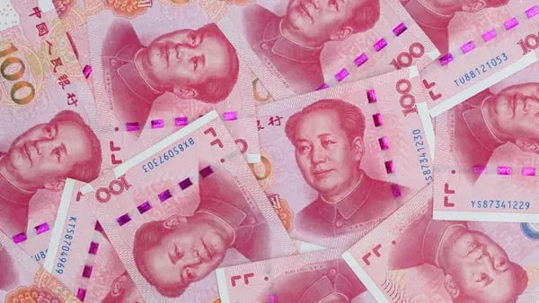 Yuan se deprecia y pasa un umbral clave, nueva advertencia para economía chinadfd