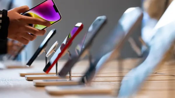 Apple intensifica conversaciones con OpenAI, ¿cuáles son los planes que tiene para el iPhone?dfd