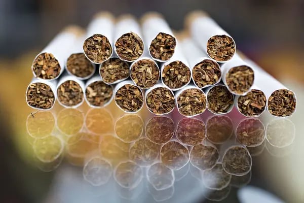 El consumo diario promedio por unidades de cigarrillos legales es de 5,11 frente al 6,53 de cigarrillos ilegales.