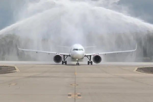 Volaris ha confiado en estrategias, como la renovación de su flota, hacia una más eficiente en el uso de turbosina