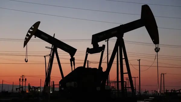 Las ganancias de Exxon y Chevron presentan resultados decepcionantes en el primer trimestredfd