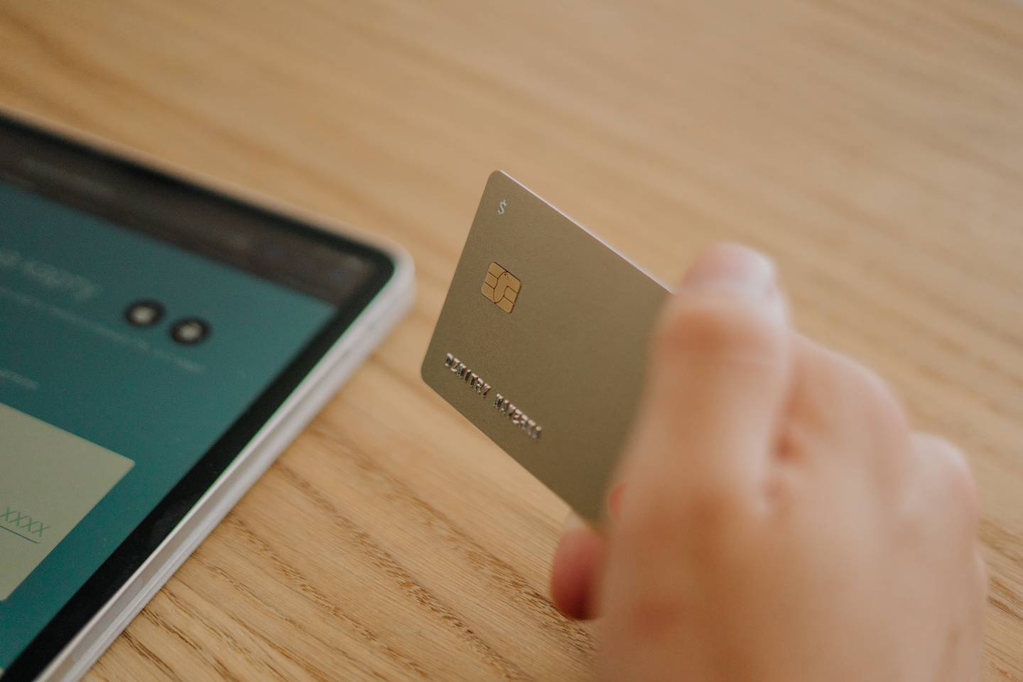 Estaciones de servicio evalúan dejar de vender con tarjetas de crédito.dfd