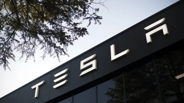 Tesla sustituye a su CFO; Zachary Kirkhorn pone fin a 13 años en la empresadfd