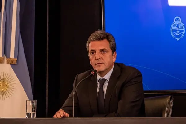 Sergio Massa, ministro de Economía de Argentina, durante una conferencia de prensa en el edificio del Ministerio de Economía en Buenos Aires, Argentina, el miércoles 3 de agosto de 2022.Fotógrafo: Anita Pouchard Serra/Bloomberg