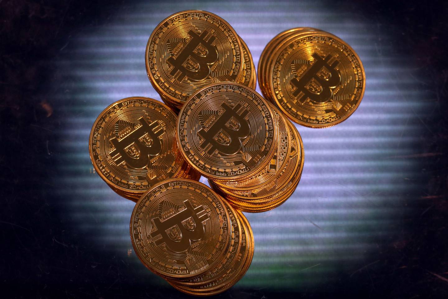 Ilustración de tokens de Bitcoin