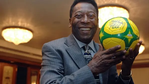 Por qué Pelé fue el futbolista más importante de todos los tiemposdfd