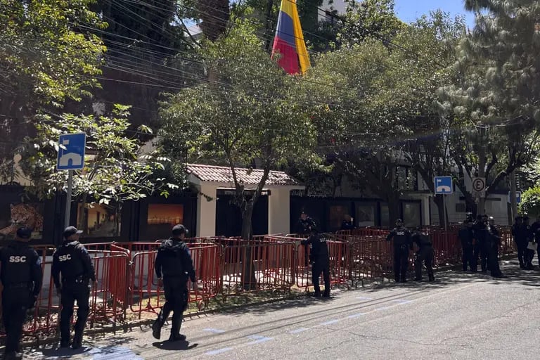 El asalto a la embajada de Ecuador lleva a México a romper relacionesdfd