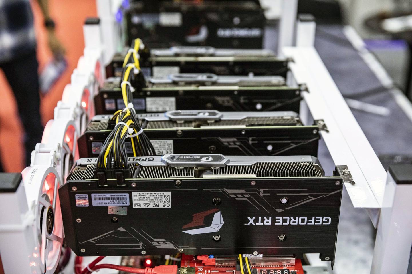 Una GPU Nvidia Geforce para un equipo de minería de criptomonedas. Fotógrafo: Andre Malerba/Bloomberg