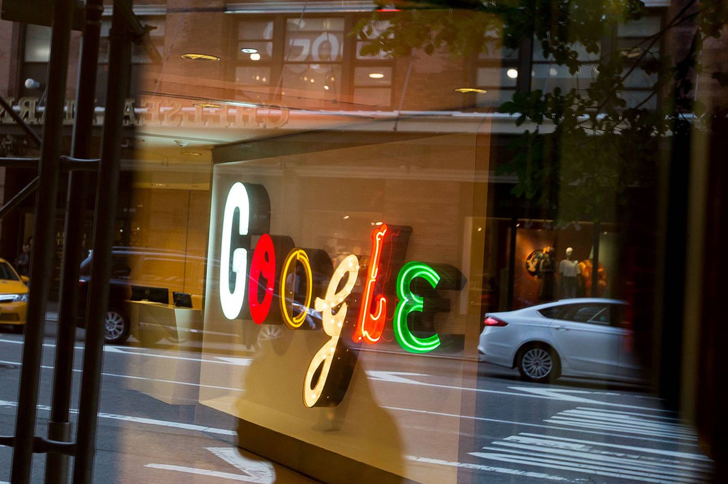 Google rechaza dominar el mercado de la tecnología publicitaria, argumentando que el espacio está lleno de grandes compañías