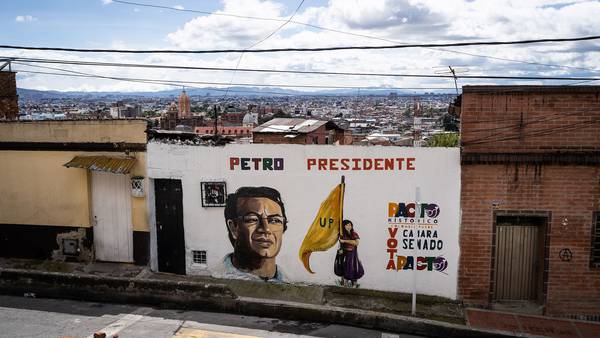 Victoria de Petro impulsa huida de opositores venezolanos en Colombiadfd