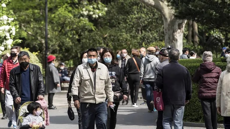 Los casos están aumentando en todo China y los 17,5 millones de residentes de Shenzhen se encuentran bajo confinamiento hasta el 20 de marzo. Fuente: Bloombergdfd