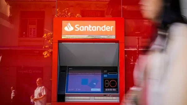 Santander contrata a cientos de personas para banca de inversióndfd