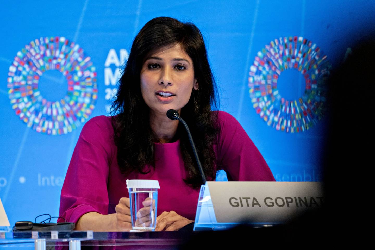 Gita Gopinath, economista-chefe do Fundo Monetário Internacional (FMI), em entrevista coletiva do World Economic Outlook em 2019