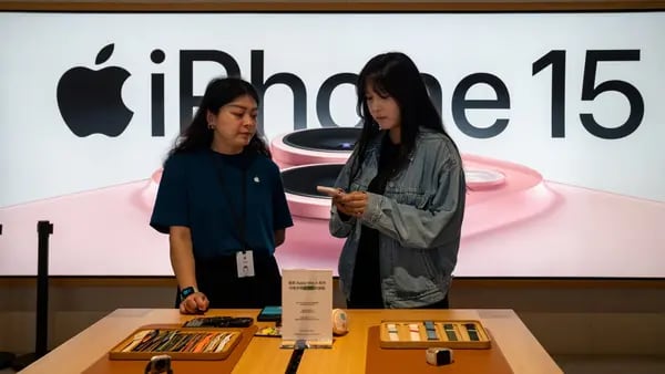 Las ventas del iPhone 15 en China decepcionan y Huawei sube, según Jefferiesdfd