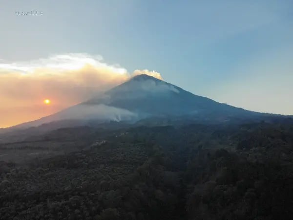 Incendio forestal del Volcán de Agua