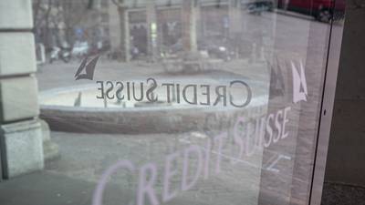 Credit Suisse se opone a la oferta de mil millones de dólares de UBSdfd