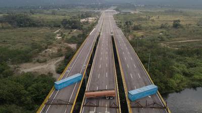 Petro y Maduro abrirían la frontera el 8 de agosto por presión comercialdfd