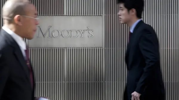 Moody’s empieza a permitir que las máquinas ayuden en el análisis financierodfd