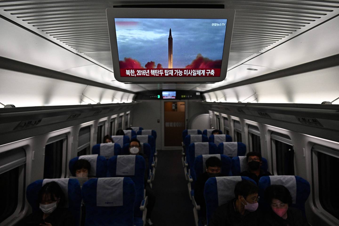 La transmisión de un lanzamiento de misil de Corea del Norte desde un tren
