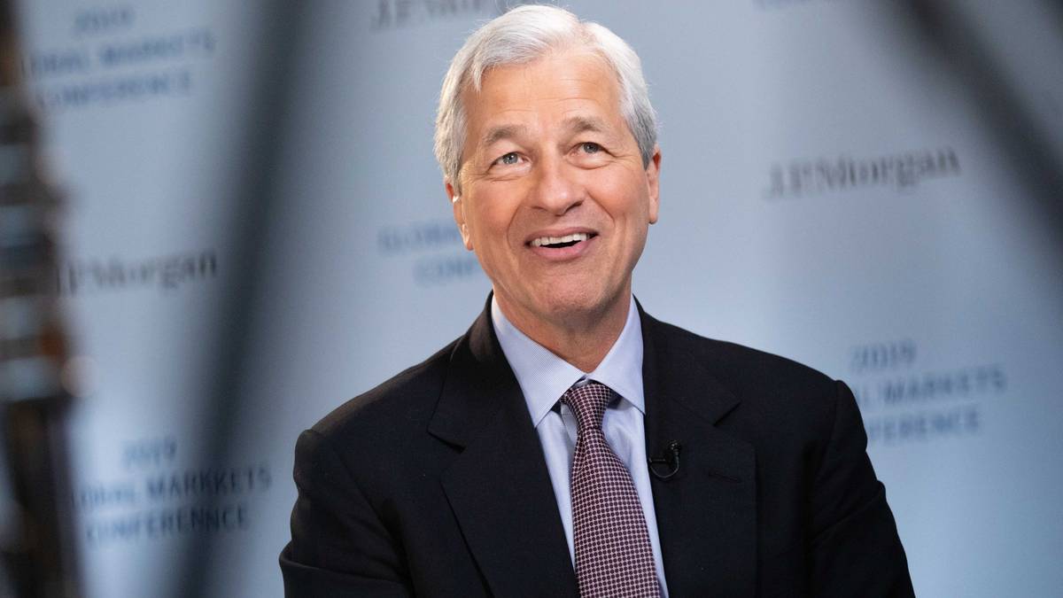 JPMorgan sube la paga de Jamie Dimon hasta US$34,5 millones para 2021