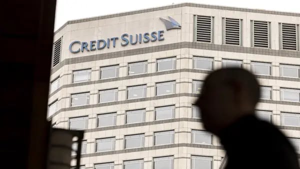 Compra do banco pelo UBS tem sido criticada