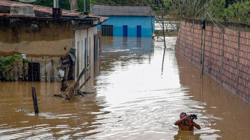 Brasil destinará US$35 millones para reparar vías destruidas por lluvias