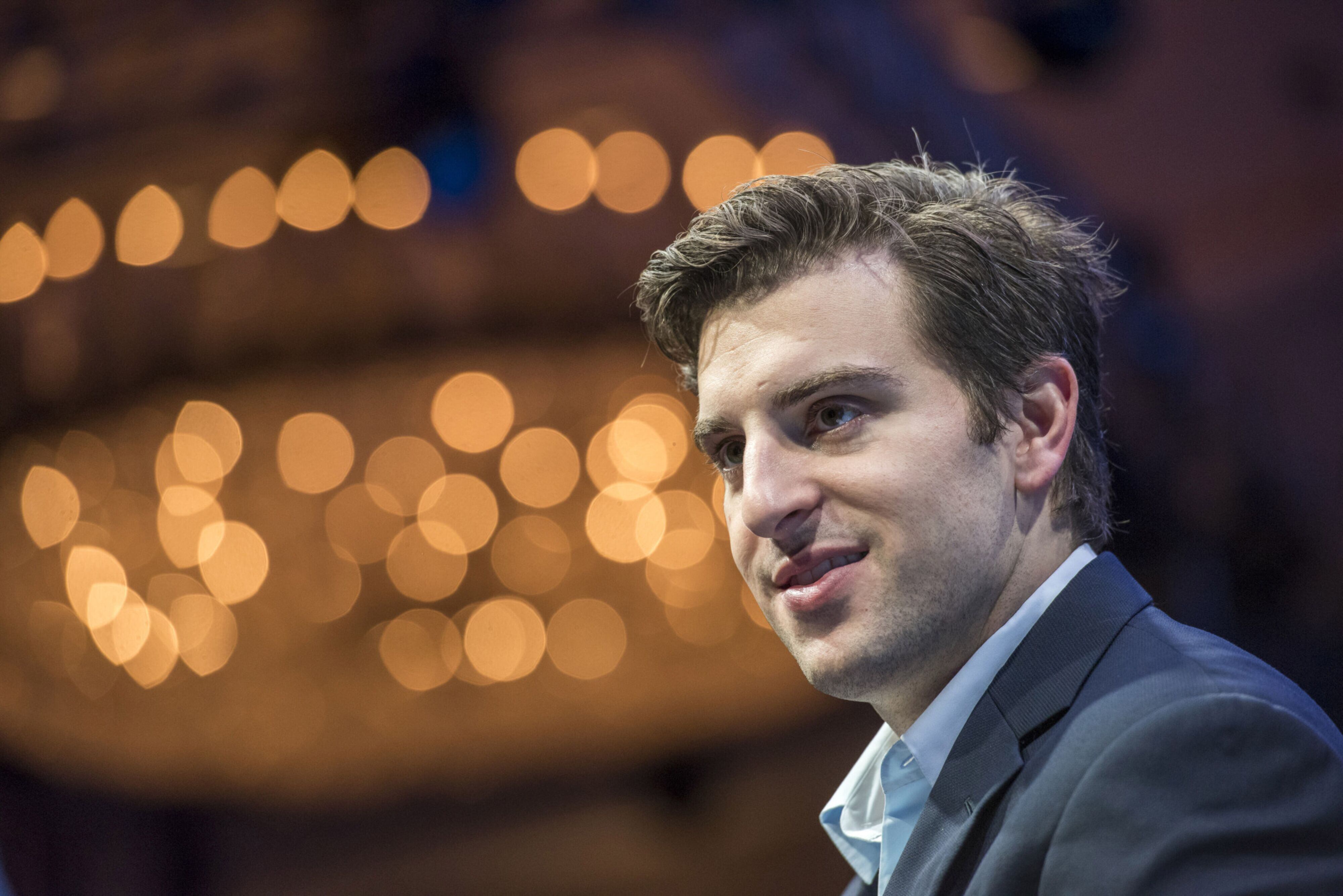 Exclusive: Artificial Intelligence 'Will Change Everything', Airbnb's CEO  Says