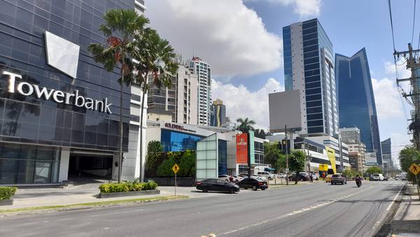 Crédito bancario continúa en alza en Panamádfd