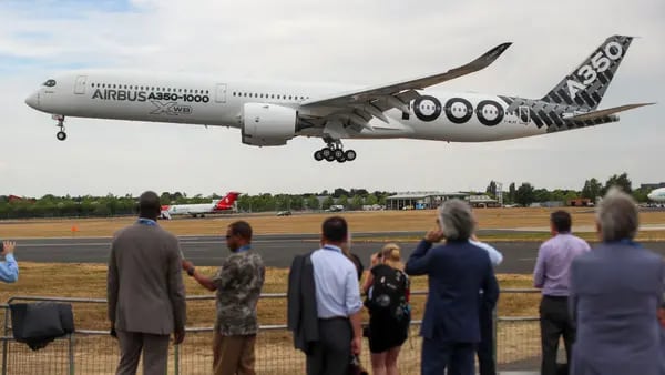 Airbus y Boeing se disputan US$ 21.000 millones en pedidos  en feria aeronáuticadfd