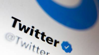 Twitter reincorpora insignias “oficiales” tras torrente de cuentas falsasdfd