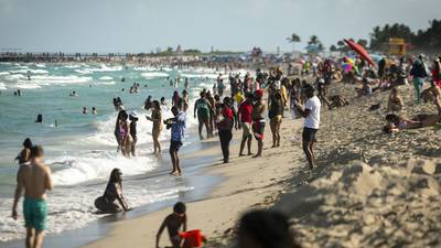 El alcalde de Miami Beach quiere acabar con una de las fiestas más alocadas de EE.UU.dfd
