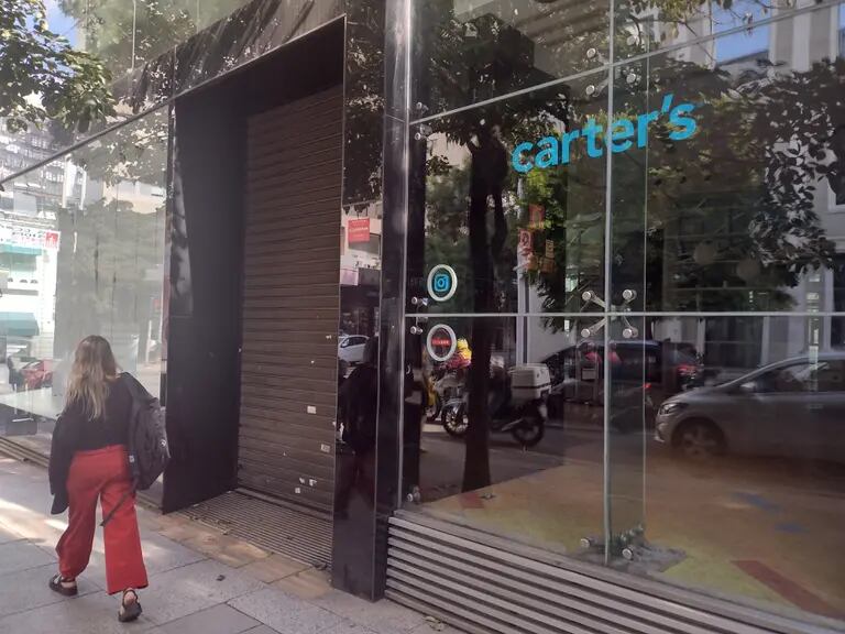 Revendedora da marca infantil norte-americana Carter's no Brasil, a flagship da Riachuelo desocupou imóvel na rua Oscar Freire, corredor do comércio de luxo na capital paulistadfd