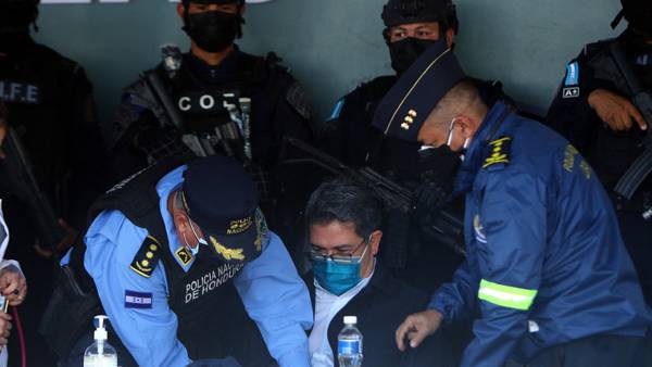 Magistrados completan firmas para extradición del expresidente hondureño a EE.UU.dfd