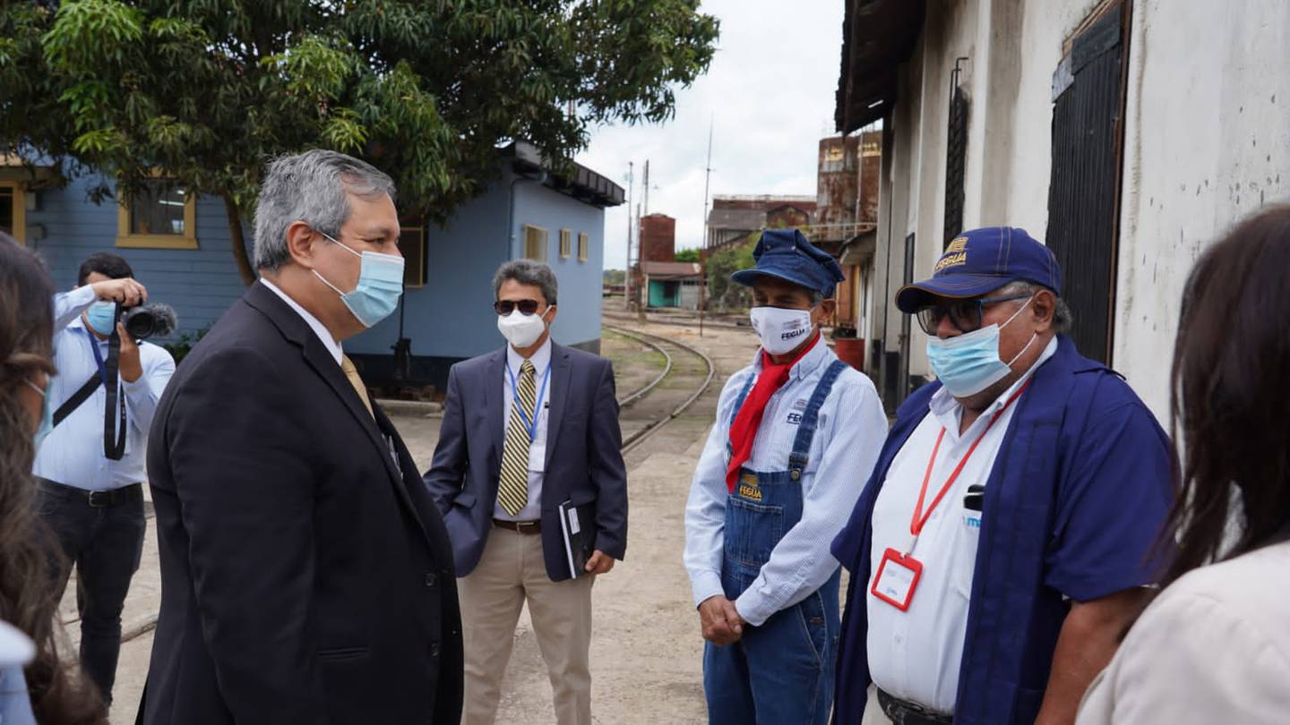 Dante Mossi, durante una visita a Guatemala relacionada al proyecto de prefactibilidad del proyecto del Tren Interoceánico.dfd