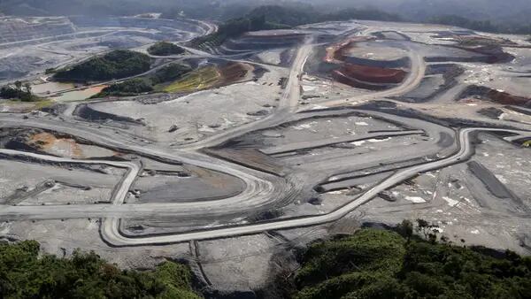 Gobierno panameño rechaza acciones legales de First Quantum Mineralsdfd