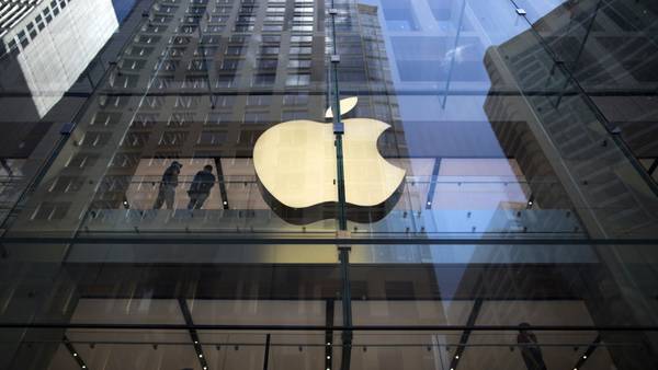 Ventas de Apple quedan por debajo de las expectativas y sus acciones caendfd