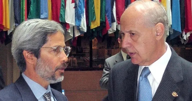 El abogado representó por primera vez al país con Roberto Lavagna como ministro de Economía.dfd