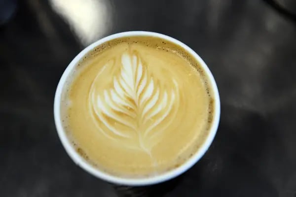 La escasez de granos de arábica podría provocar aumentos en el precio del café.